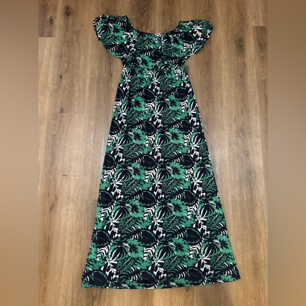 Mary Square Green Floral Maxi Dress